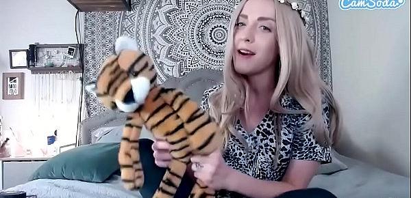  Camsoda - Carol Baskin Joe Exotic BBC Tiger King Parody